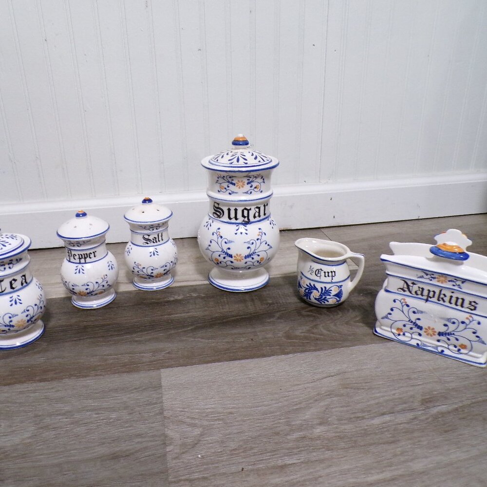 1950 VTG Royal Sealy Set - 7 Pieces